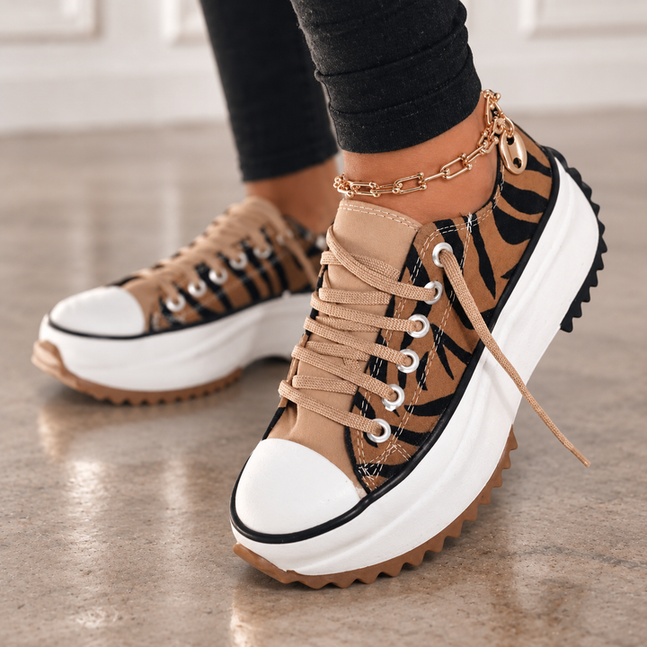 Erika | Women's Slip-On Comfort Shoes with Lug Sole