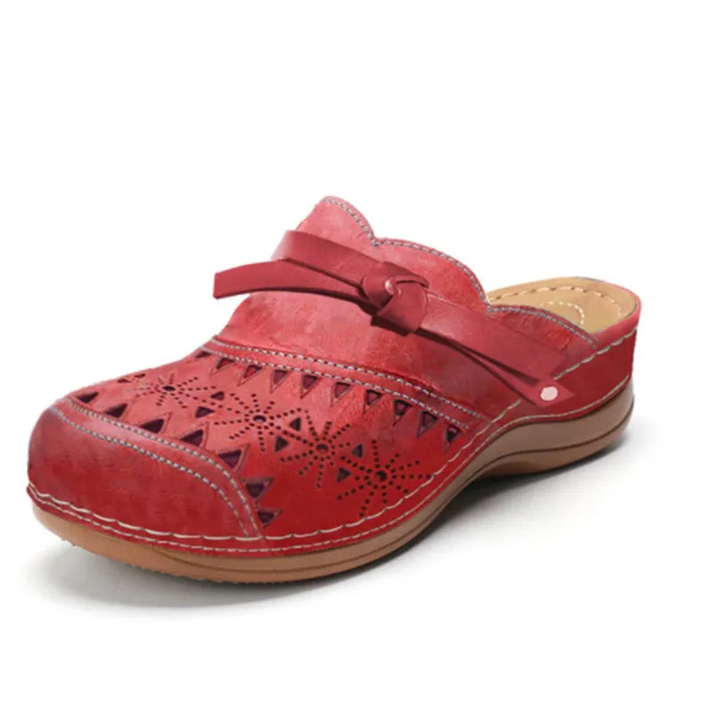 Lyra™ Orthopedic Clogs